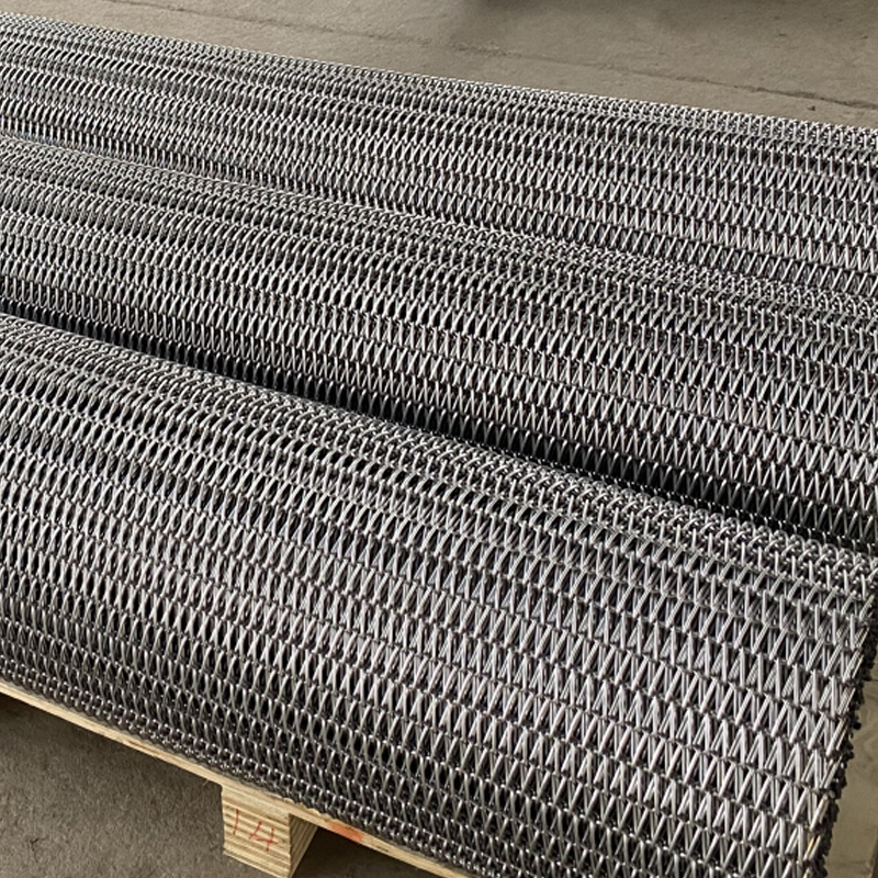 Pas siatkowy do lutowania aluminium w samochodowym zbiorniku na wodę
